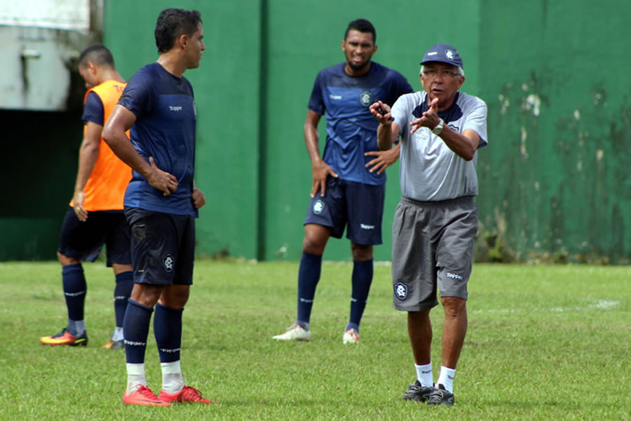 Leandro Brasília, Moisés e Givanildo Oliveira