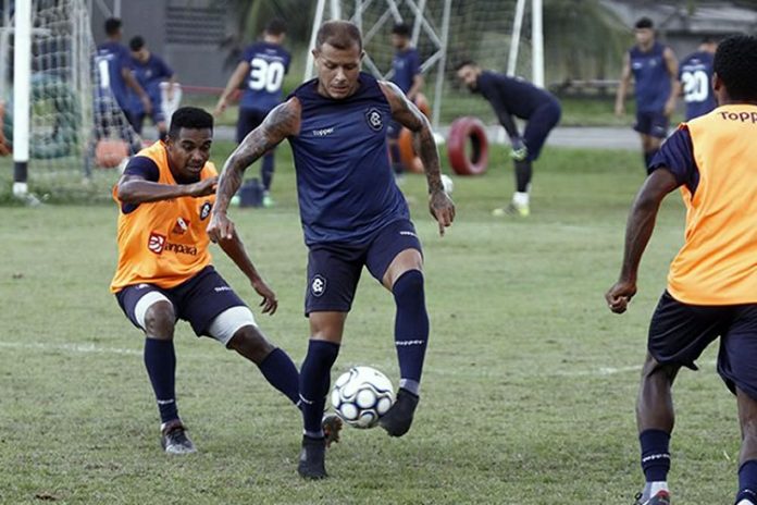 Dudu, Everton e Fernandes