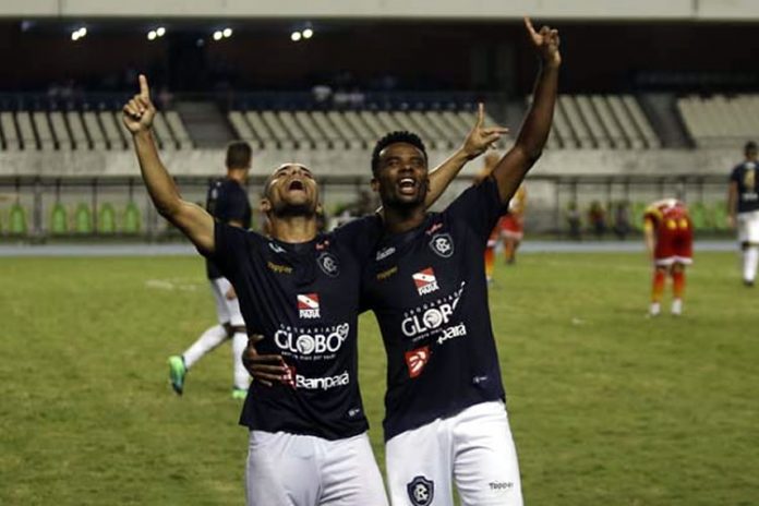 Remo 3x0 Juazeirense-BA (Rodriguinho e Fernandes)