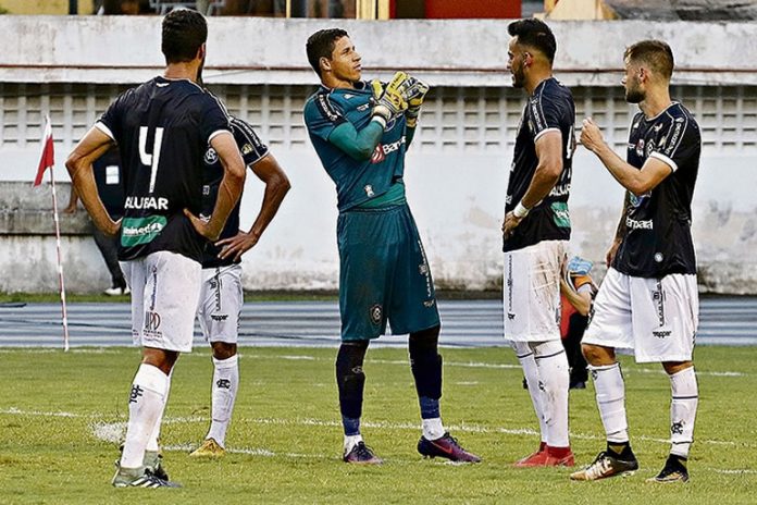 Remo 0x0 Bragantino (Rafael Jensen, Vinícius, Marcão e Douglas Packer)