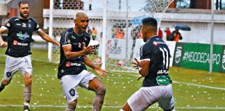 Remo 2x0 Independente (Douglas Packer, Gustavo Ramos e Alex Sandro)