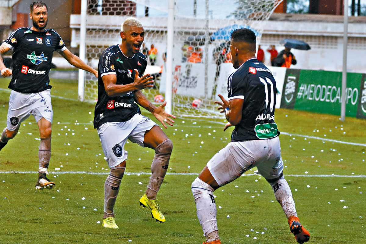 Remo 2x0 Independente (Douglas Packer, Gustavo Ramos e Alex Sandro)