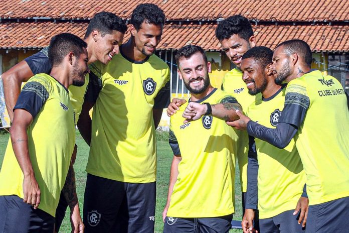 Lukinha, Giovane, Rafael Jansen, Gustavo Ermel, Fredson, Djalma e Wesley