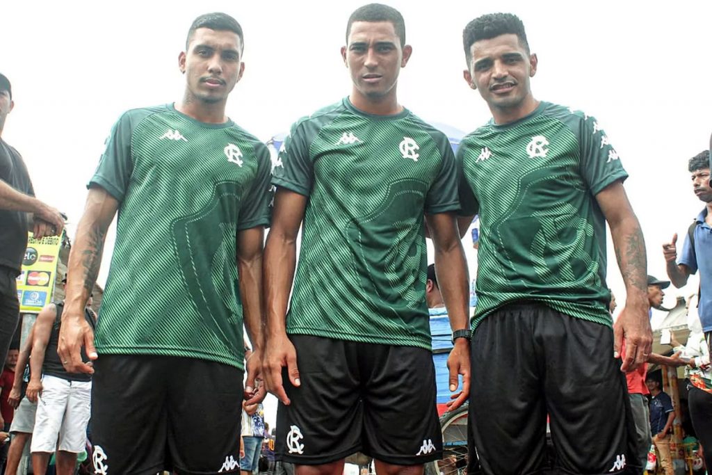 Uniformes de treino foram lançados durante a tarde em ação no Ver-o-Peso