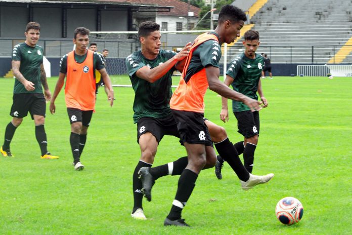 Charles, Robinho, Giovane Gomez, Gelson e Pingo