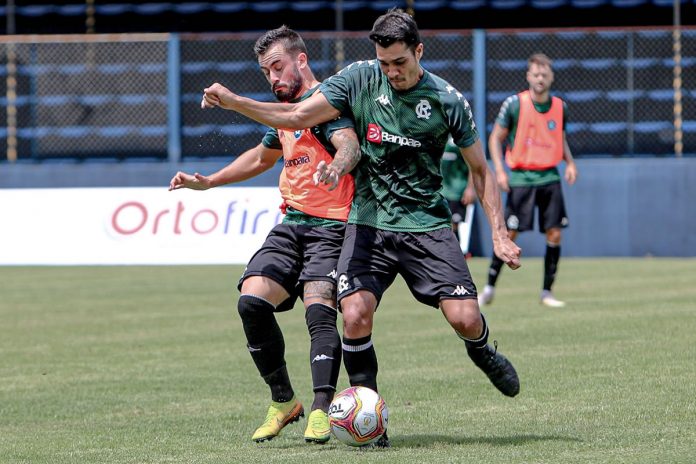 Gustavo Ermel e Lucas Siqueira