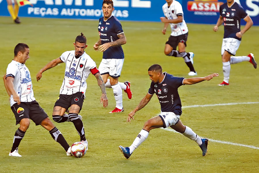 Remo 0×0 Botafogo-PB (Charles e Hélio Borges)