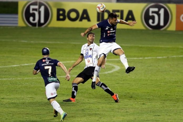 Remo 0×0 Botafogo-PB (Gustavo Ermel e Eduardo Ramos)