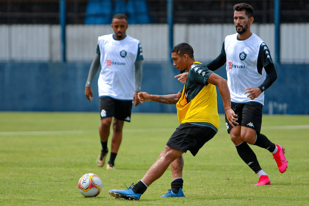 Carlos Alberto e Hélio Borges e Marlon