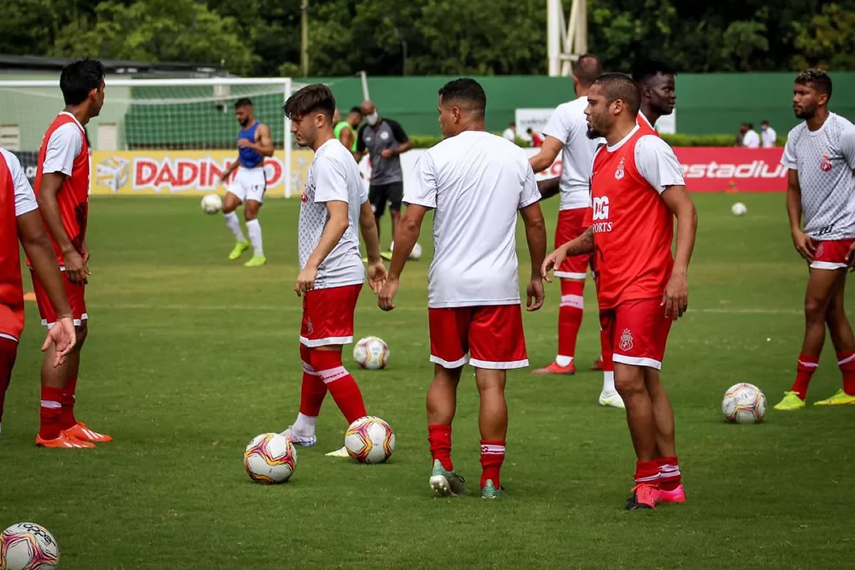 Com reforços, Imperatriz divulga lista de relacionados para o jogo