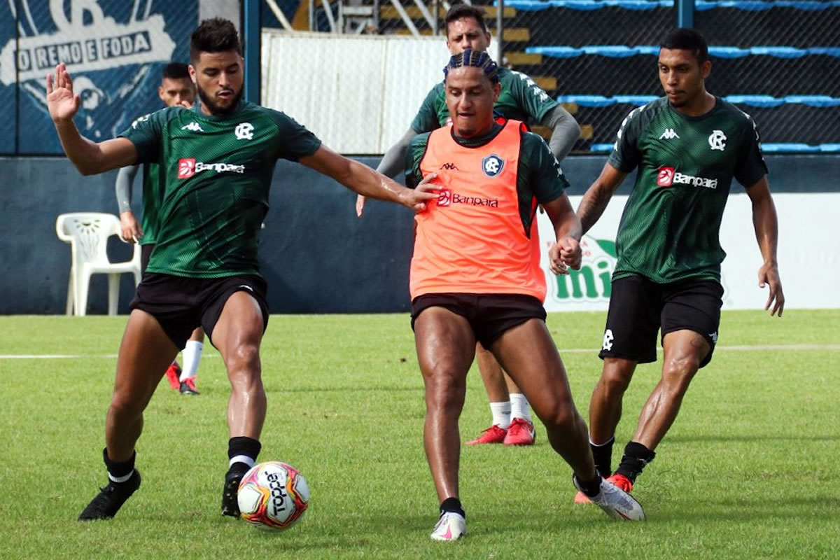 Tcharlles, Felipe Gedoz e Hélio Borges