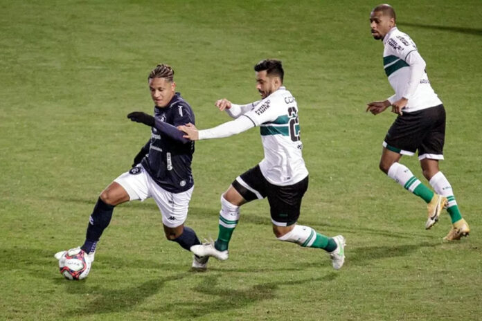 Coritiba-PR 2×1 Remo (Felipe Gedoz)