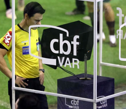 Árbitro de Vídeo (VAR)