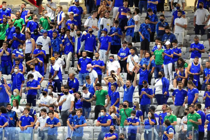 Cruziero-MG jogou com presença de 30% da capacidade do estádio Mineirão liberada
