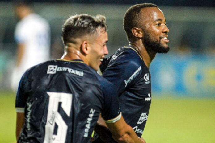 Remo 2×1 Avaí-SC (Raimar e Victor Andrade)