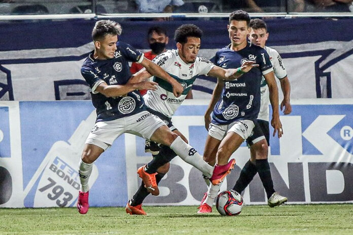 Remo 0×0 Coritiba-PR (Raimar e Lucas Tocantins)