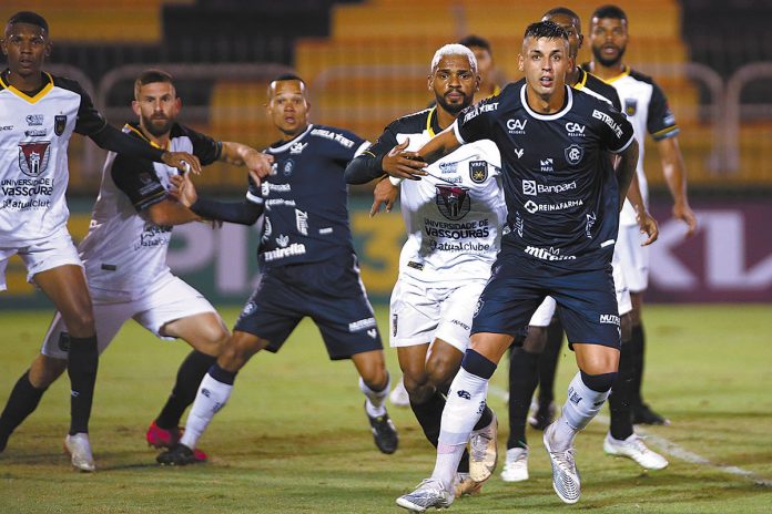 Volta Redonda-RJ 3×0 Remo (Anderson Uchôa e Marciel)