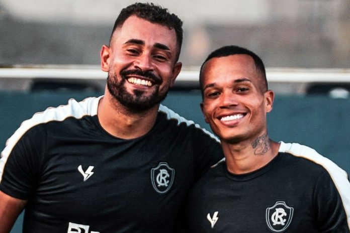 Daniel Felipe e Anderson Uchôa