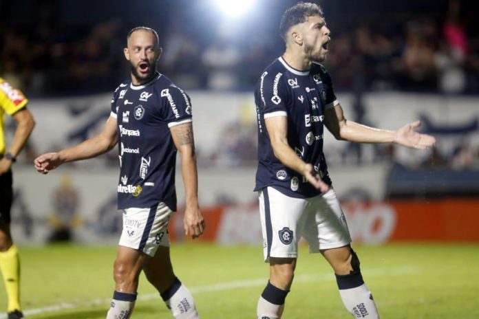 Remo 2×1 São Luiz-RS (Diego Tavares e Ícaro) – Foto: Thiago Gomes (O Liberal)