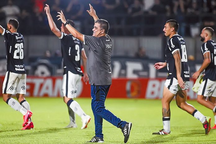 Remo 3×0 São Raimundo (Raí Lopes, Diego Guerra, Marcelo Cabo, Richard Franco e Diego Tavares) – Foto: Samara Miranda (Clube do Remo) Remo 3×0 São Raimundo (Raí Lopes, Diego Guerra, Marcelo Cabo, Richard Franco e Diego Tavares) – Foto: Samara Miranda (Clube do Remo)