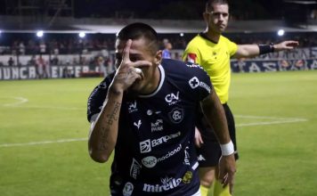Remo 3×0 São Raimundo (Richard Franco) – Foto: Thiago Gomes (O Liberal)