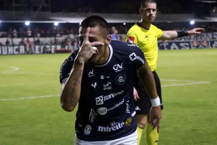 Remo 3×0 São Raimundo (Richard Franco) – Foto: Thiago Gomes (O Liberal)