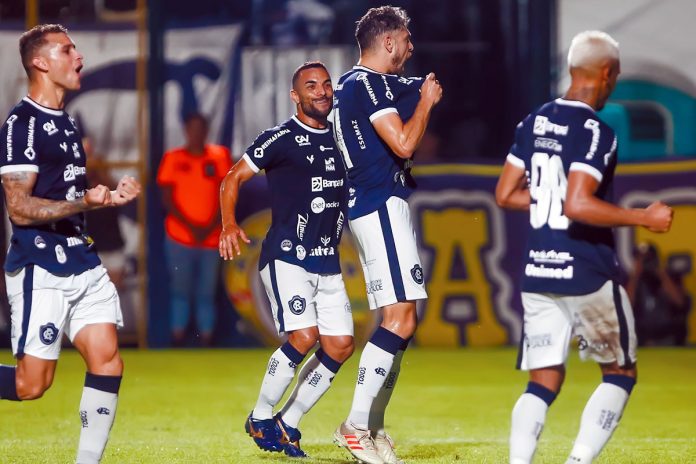 Remo 4×1 Humaitá-AC (Fabinho, Rodriguinho, Ícaro e Pedro Vitor) – Foto: Sidney Oliveira (O Liberal)