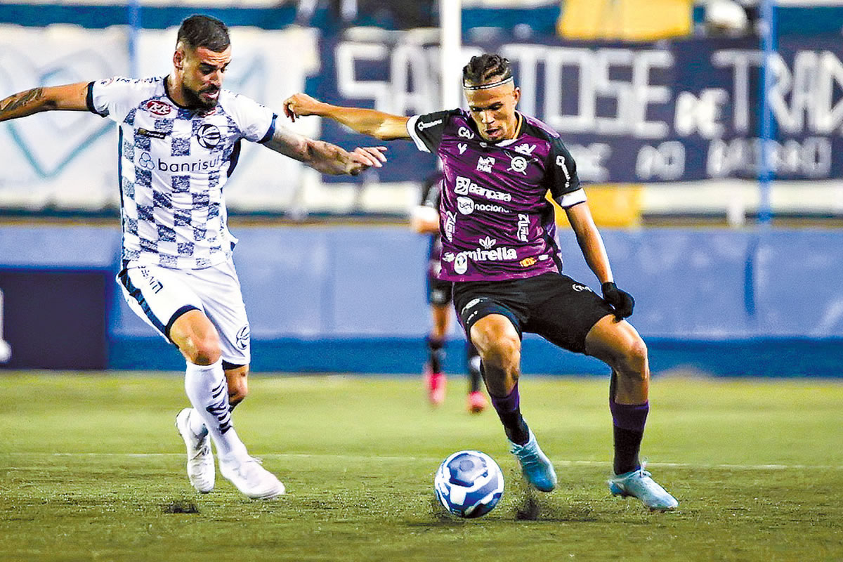 São José-RS 2×1 Remo (Pablo Roberto) – Foto: Samara Miranda (Clube do Remo)