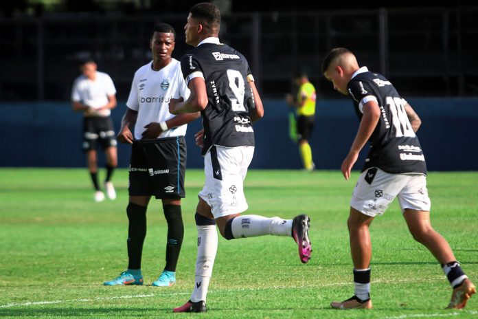 Remo 3×1 Grêmio-RS (Kanu e Cauã Ramires) (Sub-20) – Foto: Sandro Galtran (Clube do Remo)