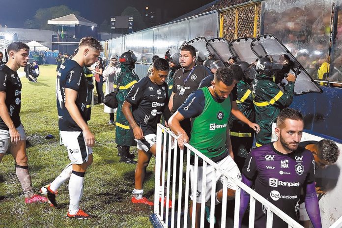 Remo 1×2 Volta Redonda-RJ – Foto: Cristino Martins (O Liberal)