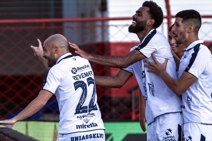 Atlético-GO 1×1 Remo (Régis, Caio Vinícius, Kadu e Ivan Alvariño) – Foto: Samara Miranda (Clube do Remo) Atlético-GO 1×1 Remo (Régis, Caio Vinícius, Kadu e Ivan Alvariño) – Foto: Samara Miranda (Clube do Remo)