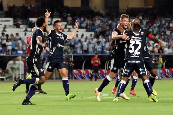 Paysandu 2×3 Remo (Caio Vinícius, Giovanni Pavani, Klaus, Pedro Rocha e Reynaldo) – Foto: Wagner Almeida (Diário do Pará) Paysandu 2×3 Remo (Caio Vinícius, Giovanni Pavani, Klaus, Pedro Rocha e Reynaldo) – Foto: Wagner Almeida (Diário do Pará)