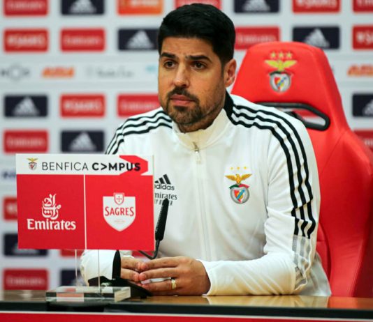 António Oliveira – Foto: Divulgação (Benfica-POR)