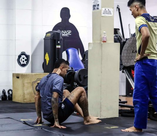 Maxwell e Gustavo Alfaia – Foto: Samara Miranda (Clube do Remo)