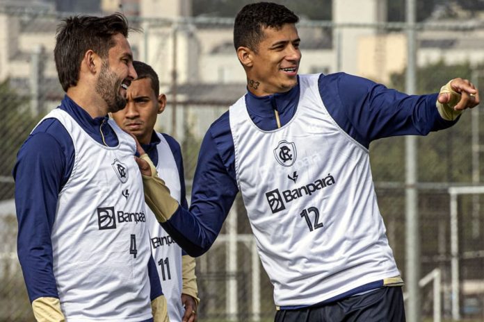 Giovanni Pavani e Camutanga – Foto: Samara Miranda (Clube do Remo)