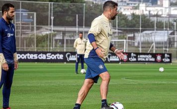 Marcelinho e António Oliveira – Foto: Samara Miranda (Clube do Remo)
