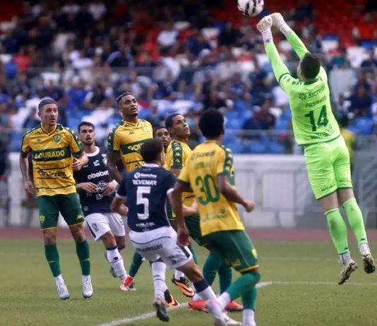 Remo 0×0 Cuiabá-MT (Luan Martins) – Foto: Igor Mota (O Liberal)