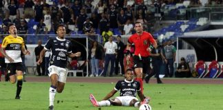 Remo 0×1 Criciúma-SC (Matheus Davó e Pedro Rocha) – Foto: Mauro Ângelo (Diário do Pará)
