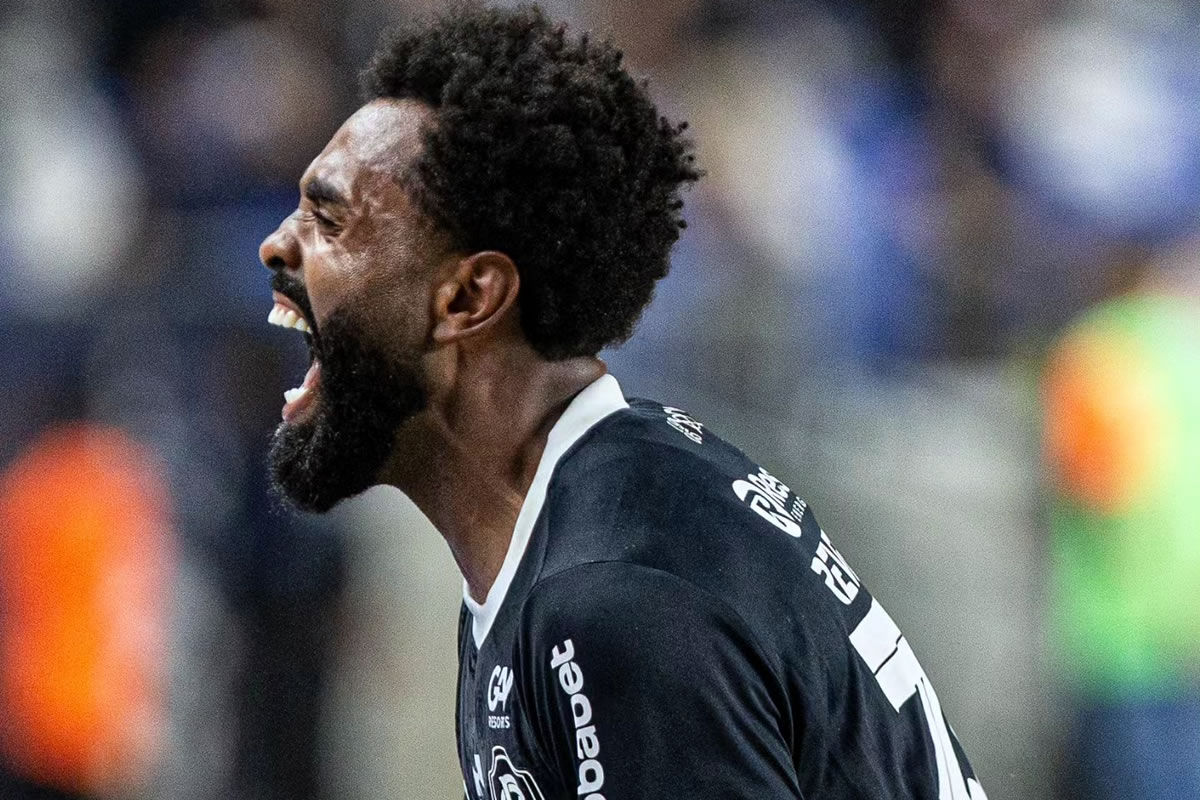 Caio Vinícius fala em confiança renovada após goleada