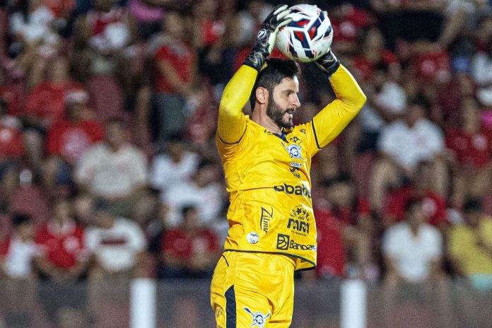 Vila Nova-GO 1×1 Remo (Marcelo Rangel) – Foto: Raul Martins (Clube do Remo)