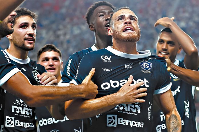 Paysandu 2×3 Remo (Tassano, Nico Ferreira, João Pedro, Pedro Castro e Pedro Rocha) – Foto: Wagner Santana (O Liberal) Paysandu 2×3 Remo (Tassano, Nico Ferreira, João Pedro, Pedro Castro e Pedro Rocha) – Foto: Wagner Santana (O Liberal)