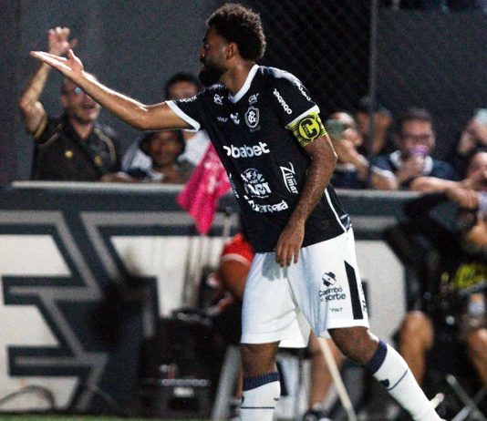 Vídeo: Melhores momentos de Remo 1×1 Chapecoense-SC Remo 1×1 Chapecoense-SC (Caio Vinícius) – Foto: Samara Miranda (Clube do Remo)