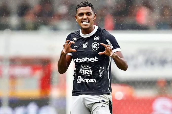 Remo 3×1 Goiás-GO (Pedro Rocha) – Foto: Thiago Gomes (O Liberal)