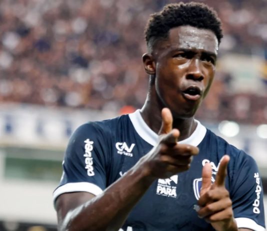 Remo conseguiu 14 pontos nos minutos finais das partidas na Série B Remo 3×1 Goiás-GO (João Pedro) – Foto: Wagner Almeida