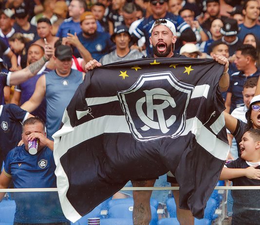 Mudança de mentalidade fez o salto do Leão Fenômeno Azul no Mangueirão – Foto: Wagner Santana (O Liberal)