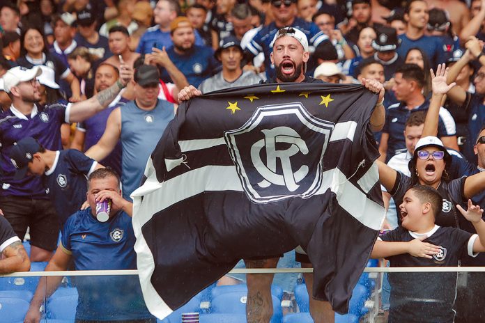 Fenômeno Azul no Mangueirão – Foto: Wagner Santana (O Liberal)