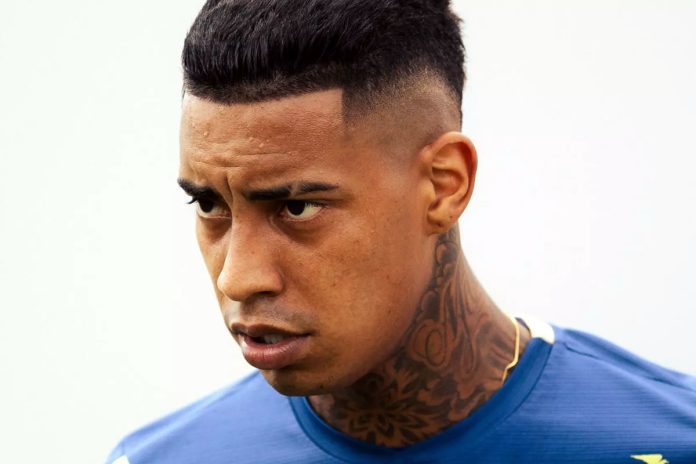 Alef Manga – Foto: Guilherme Griebeler (Avaí-SC) Alef Manga – Foto: Guilherme Griebeler (Avaí-SC)