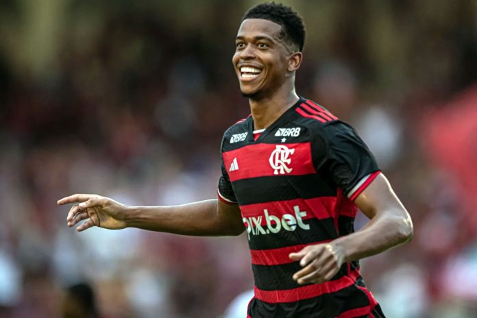 Carlinhos – Foto: Paula Reis (Flamengo-RJ) Carlinhos – Foto: Paula Reis (Flamengo-RJ)