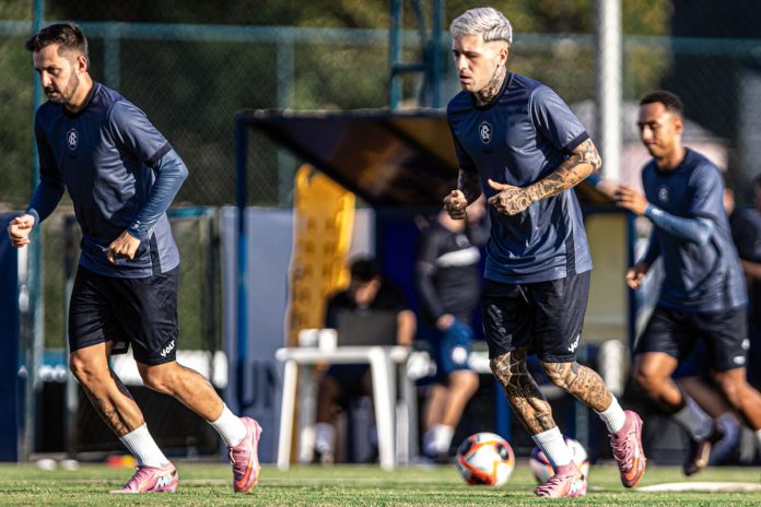 Giovanni Pavani, Diego Hernandez e Dodô – Foto: Raul Martins (Clube do Remo)