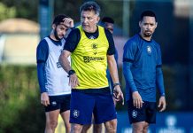 Giovanni Pavani, Juan Carlos Osorio e Yago Pikachu – Foto: Raul Martins (Clube do Remo)